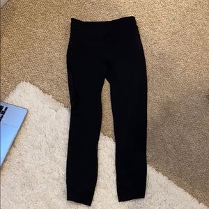 Black lululemon leggings